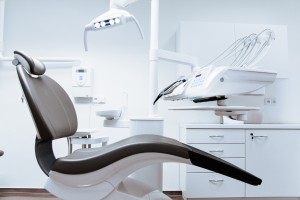 Extraction sur des dents temporaires